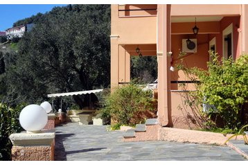 Pension Agios Gordios 3